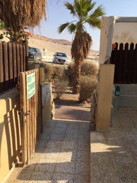 הבית של דרורי Neve Zohar Dış mekan fotoğraf